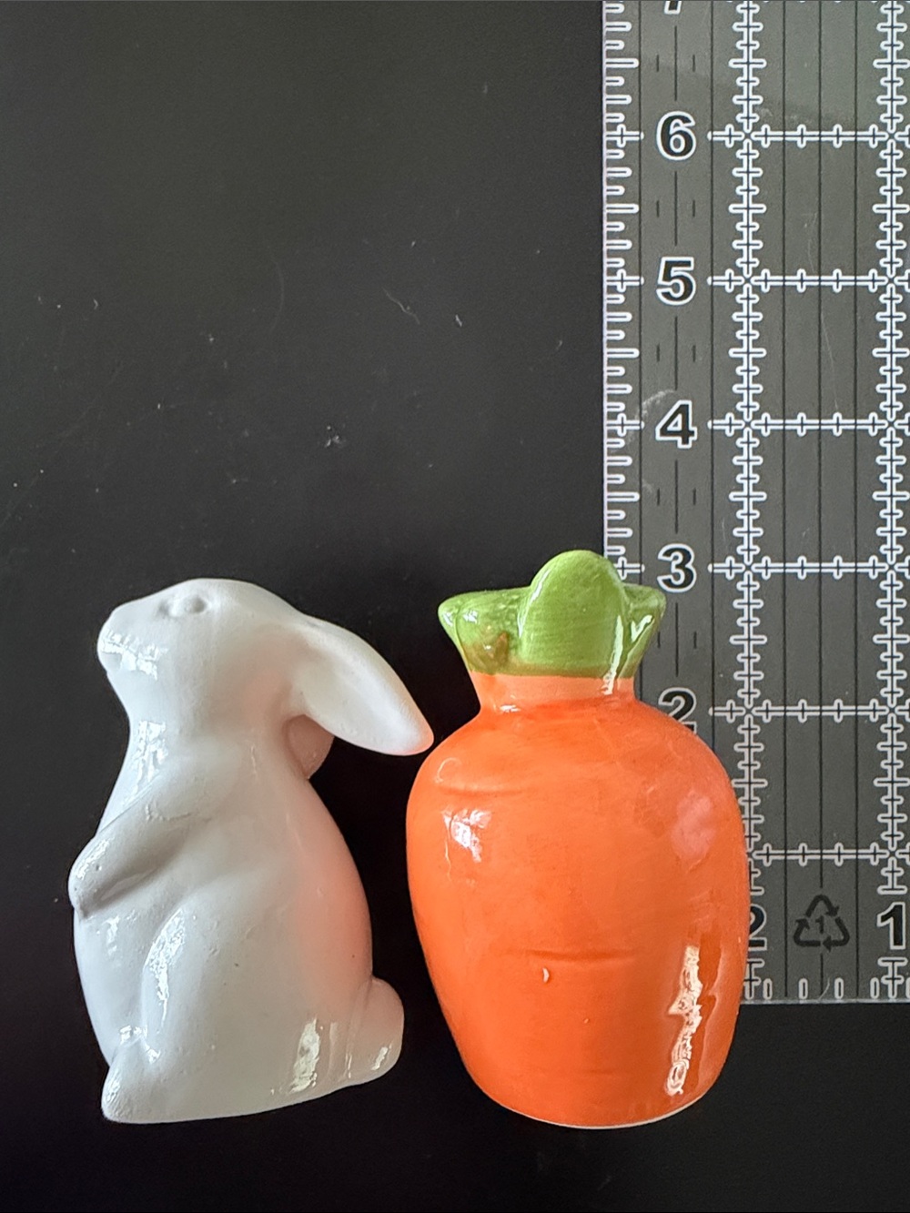 Ceramic Bunny And Carrot Shaker Set  3” Tall